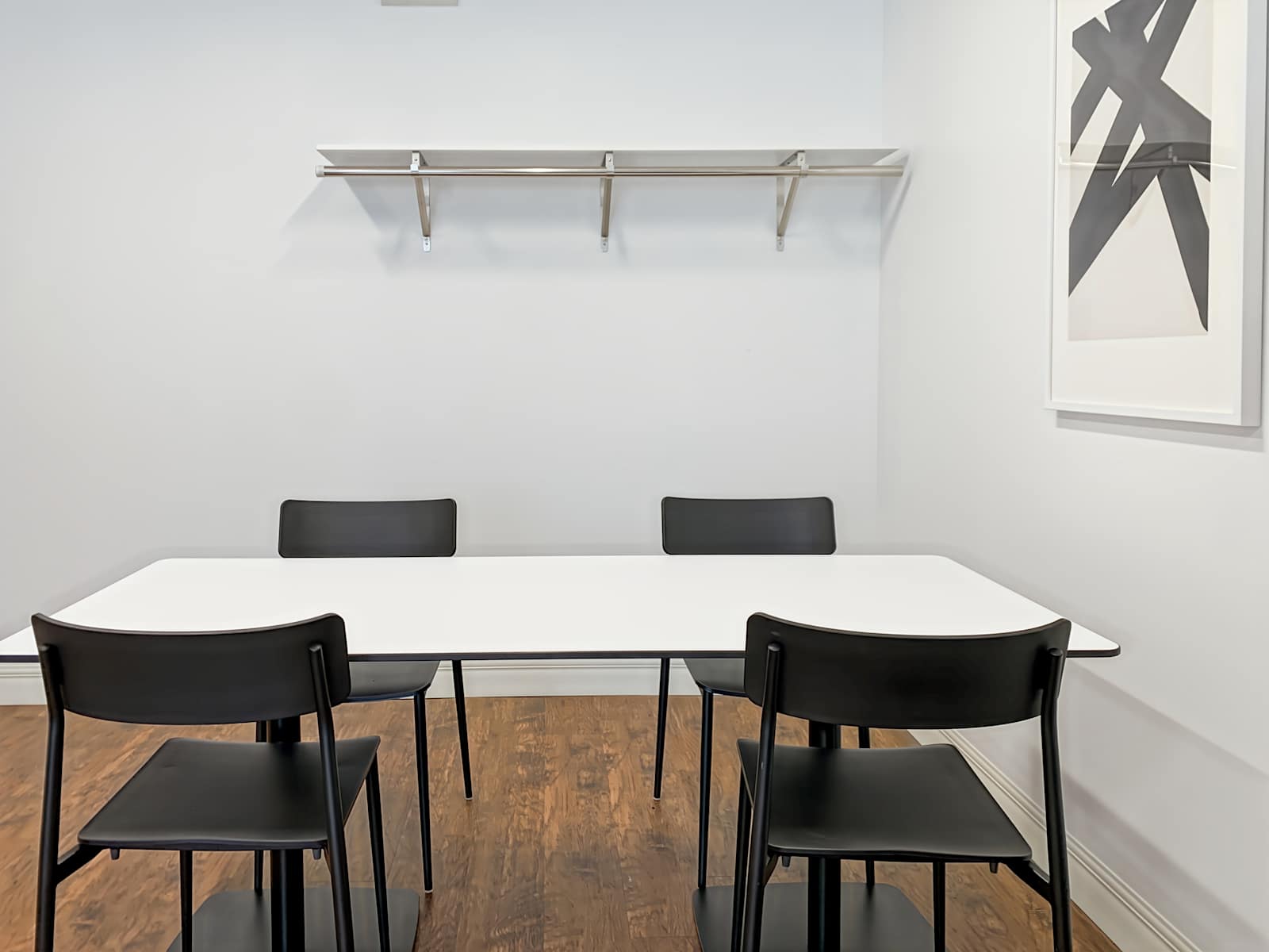 Rent office 5360 Genesee St — photo 5