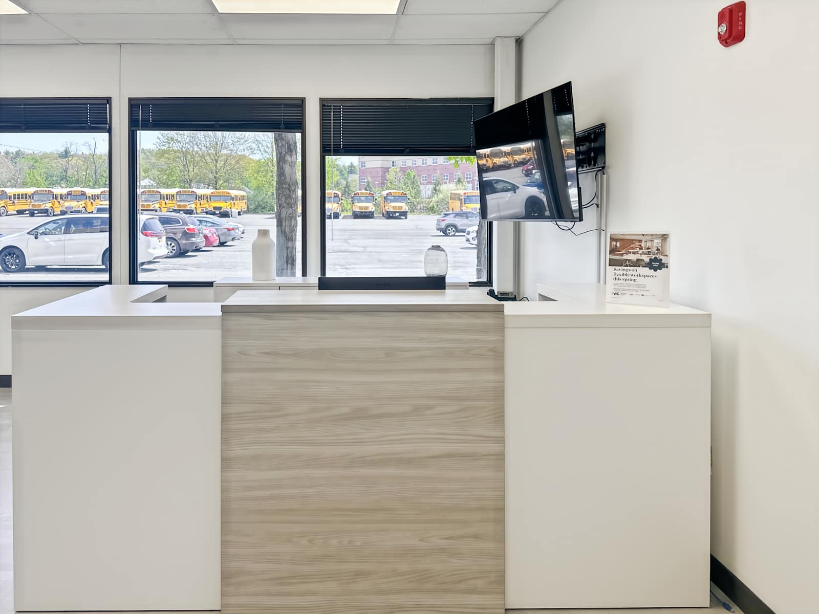 Pusat perniagaan 701 Grant Ave Rent office 701 Grant Ave — photo 2