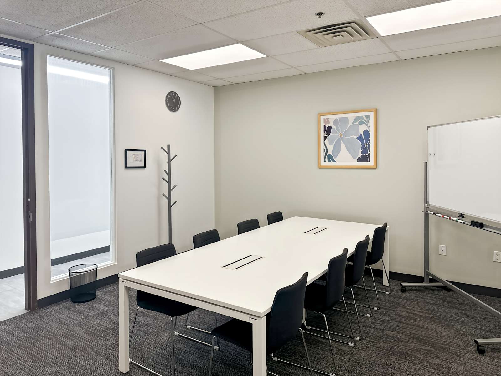 Pusat perniagaan 701 Grant Ave Rent office 701 Grant Ave — photo 3
