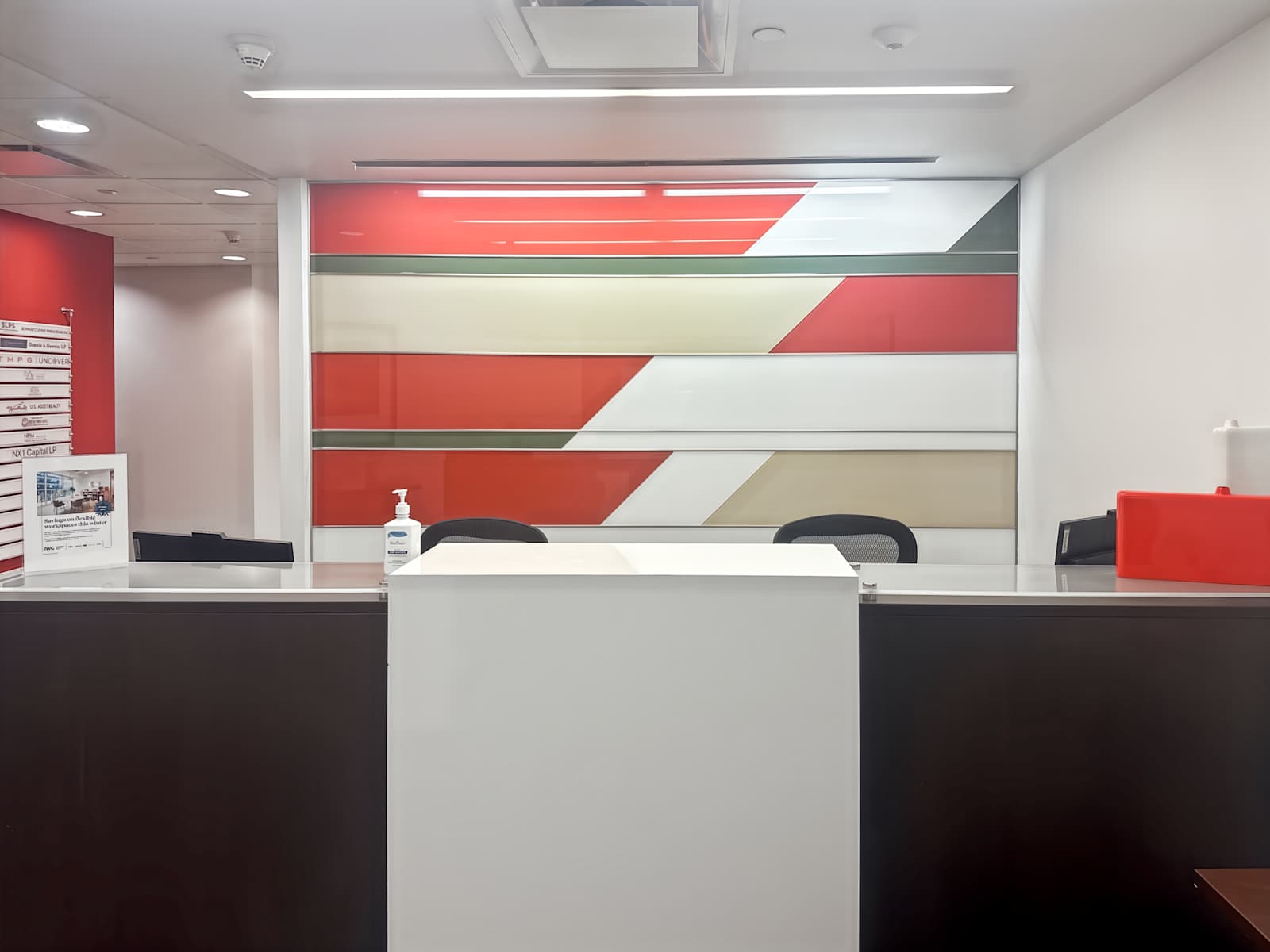 Pusat perniagaan 777 Westchester Avenue Rent office 777 Westchester Avenue — photo 2
