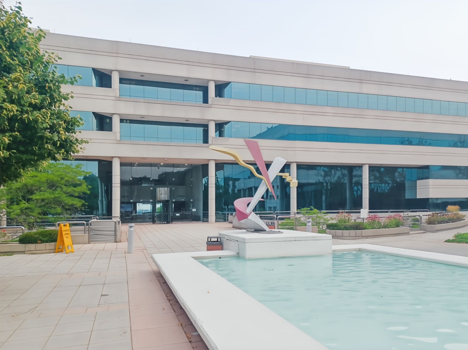Rent office 888 Veterans Memorial Highway — photo 1