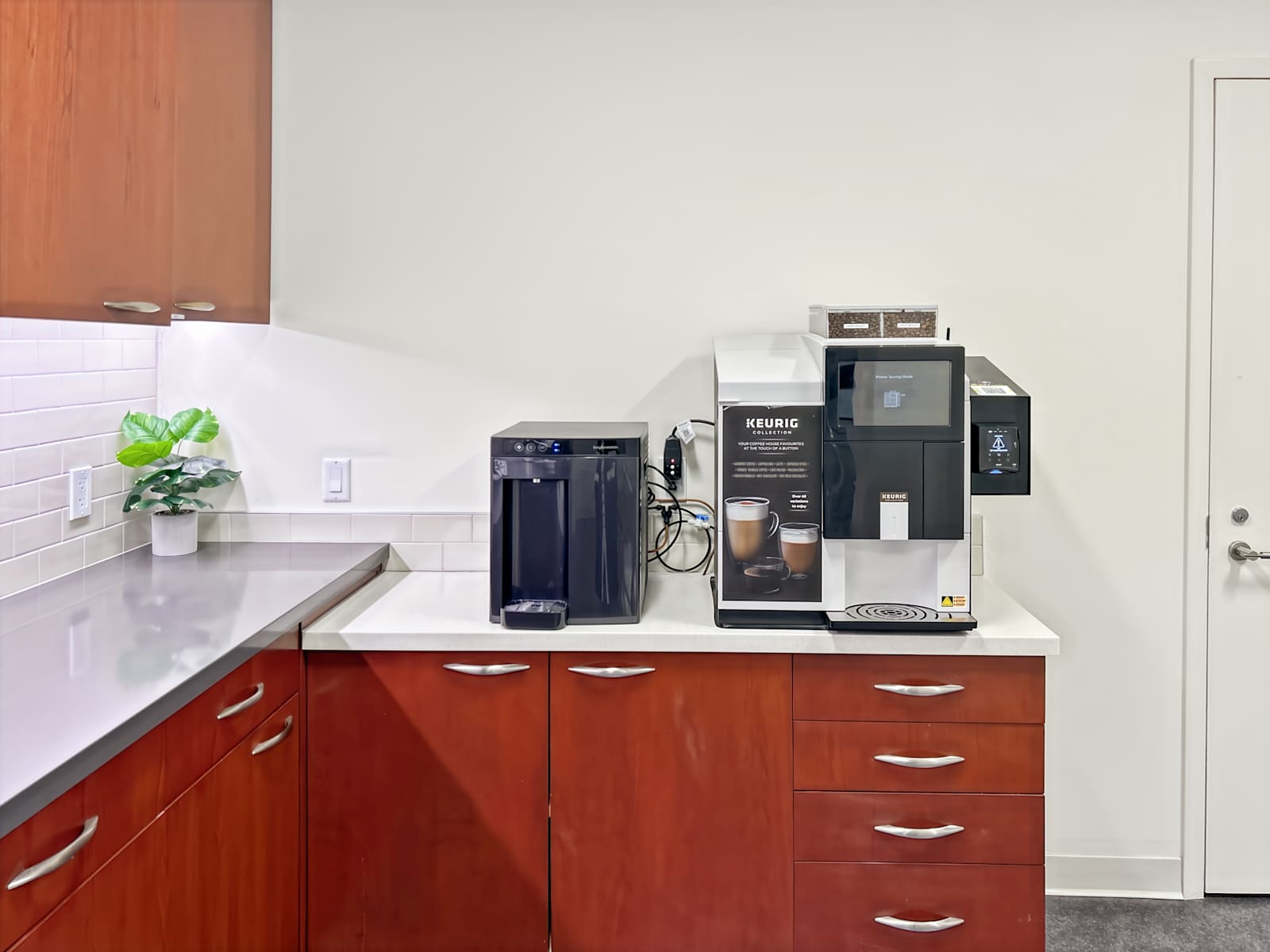 Rent office International Drive — photo 5
