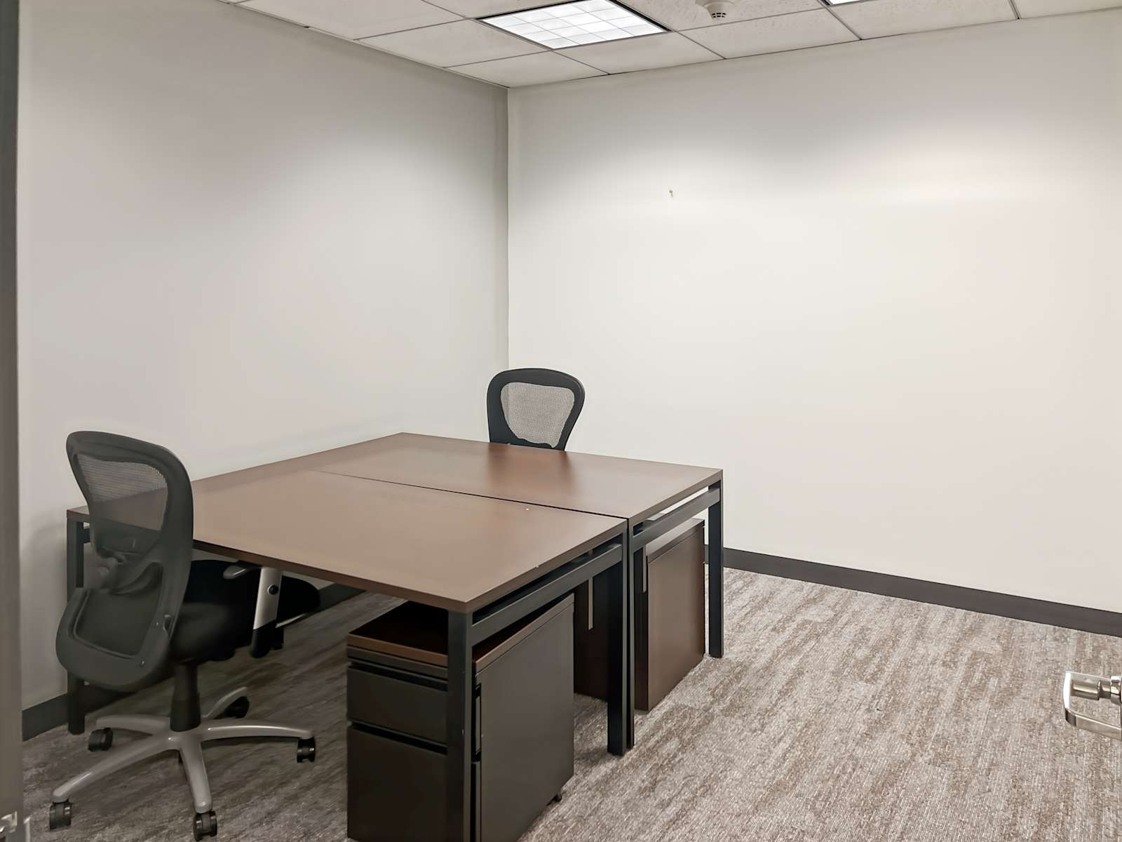 Rent office RXR Plaza — photo 5