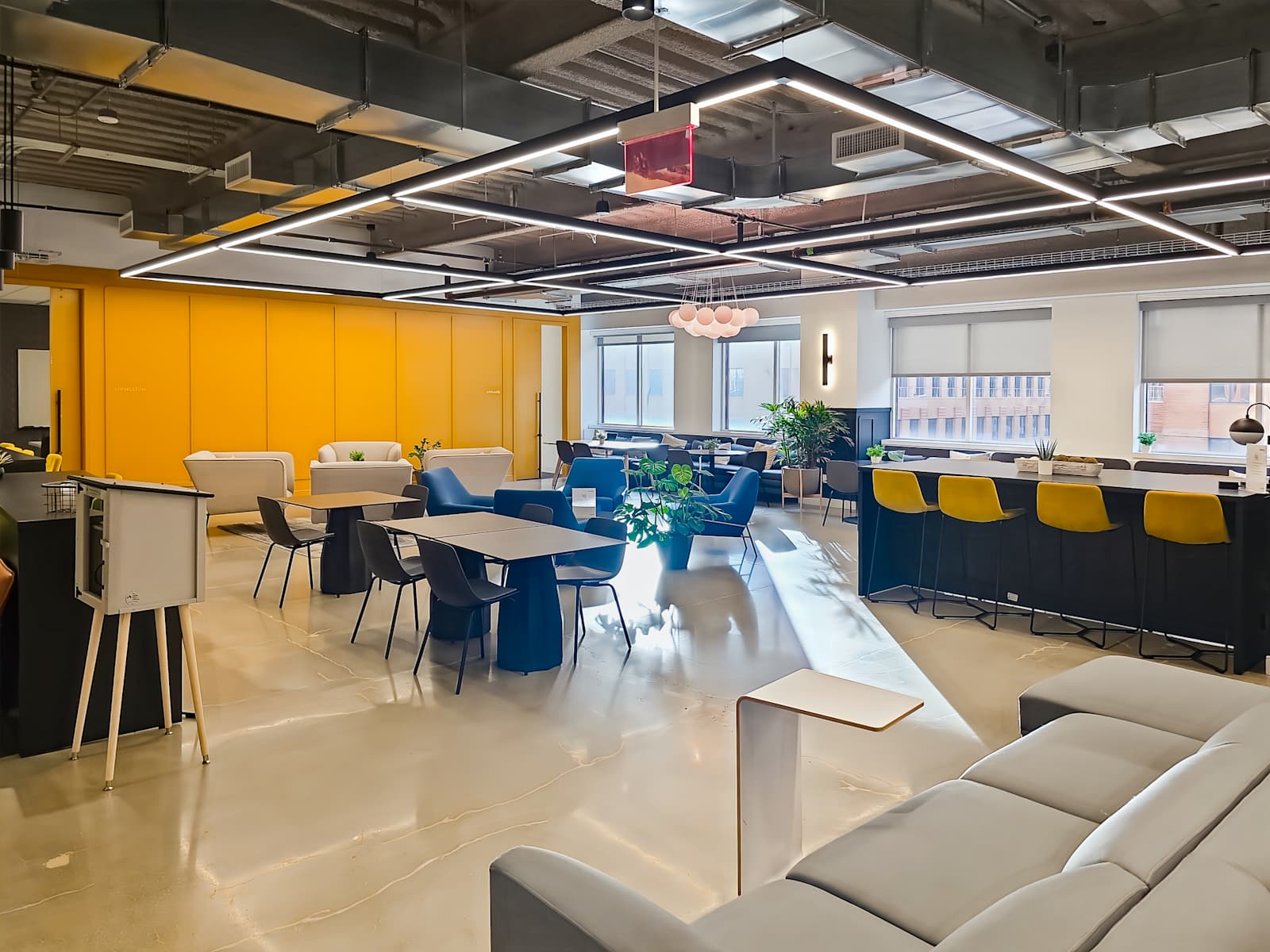 Rent office Spaces Myrtle Avenue — photo 4