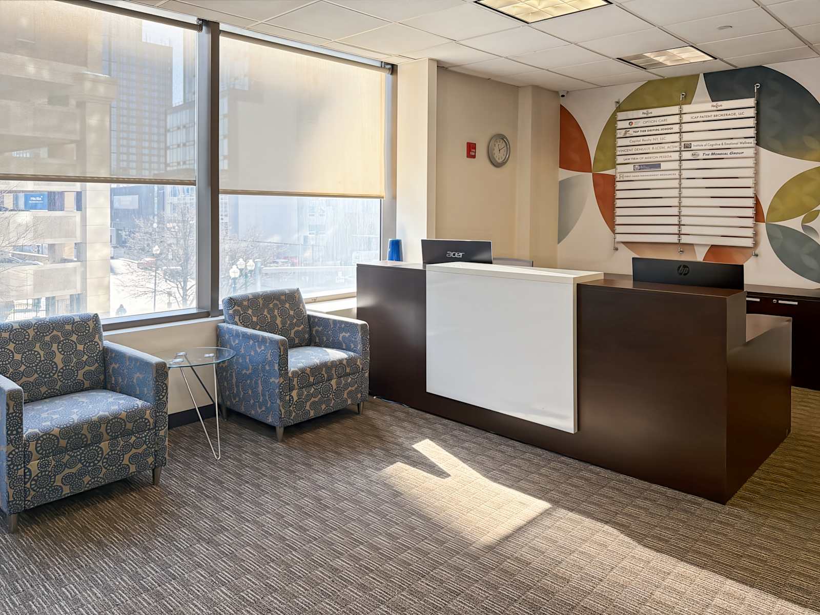 Pusat perniagaan Trump Plaza Rent office Trump Plaza — photo 2