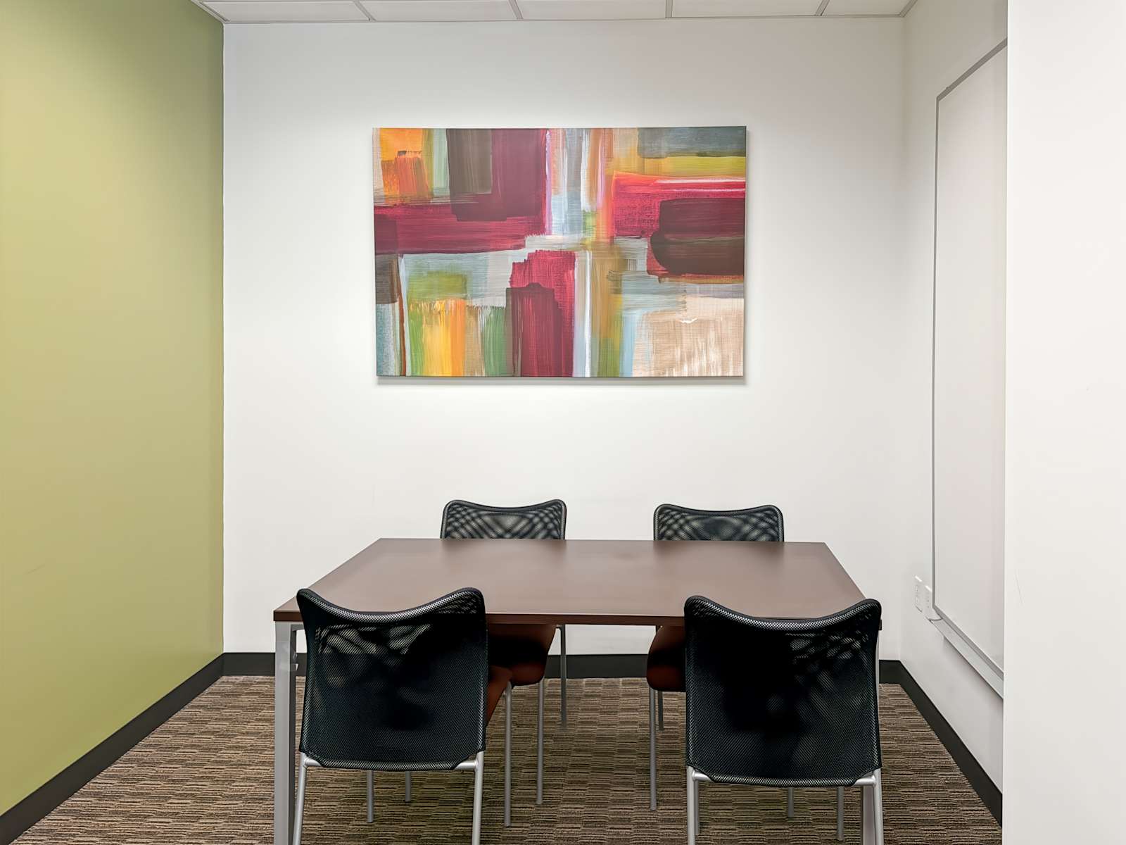 Pusat perniagaan Trump Plaza Rent office Trump Plaza — photo 6