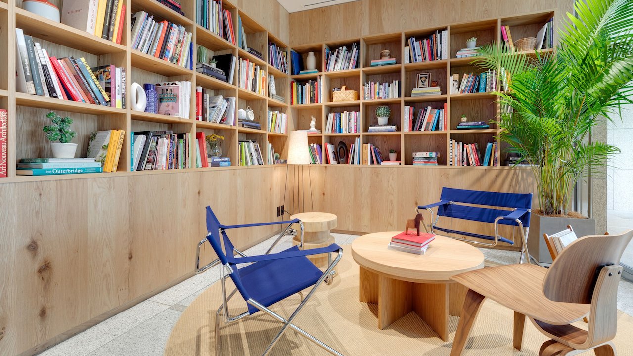 Business center WeWork Nogizaka Rent office WeWork Nogizaka — photo 5