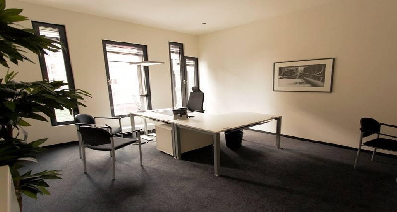 Business center Überseeallee 1 Rent office Überseeallee 1 — photo 16