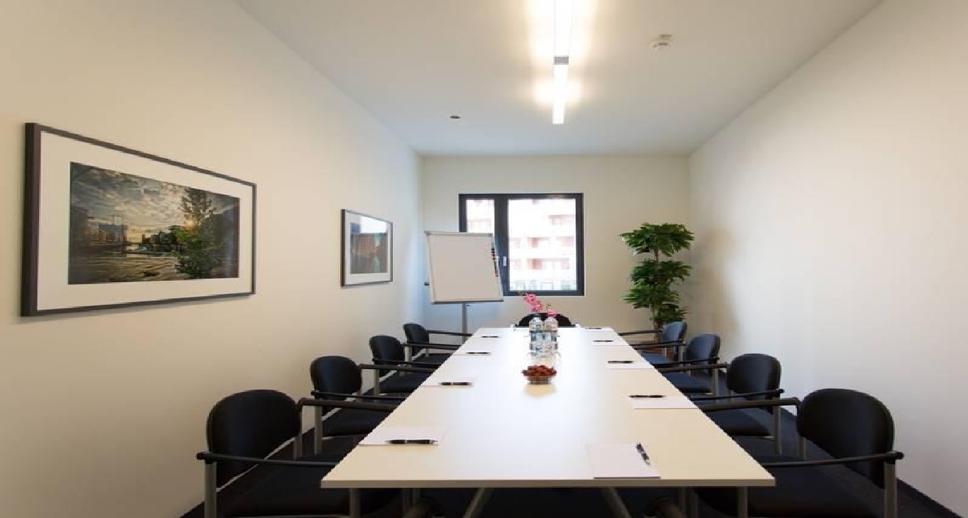 Business center Überseeallee 1 Rent office Überseeallee 1 — photo 9