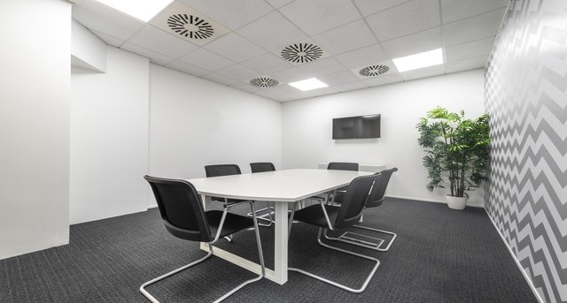 1000 Lakeside Building, Western Road, Portsmouth, Hampshire PO6 3EZ — office space for rent, photo 5