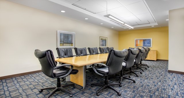 100 Chesterfield Business Parkway_1 임대 사무실-1