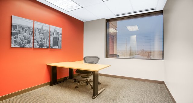 100 Chesterfield Business Parkway_3 임대 사무실-1