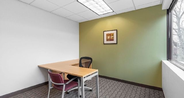 Rent office 100 Horizon Center Blvd, 1st and 2nd_5-1