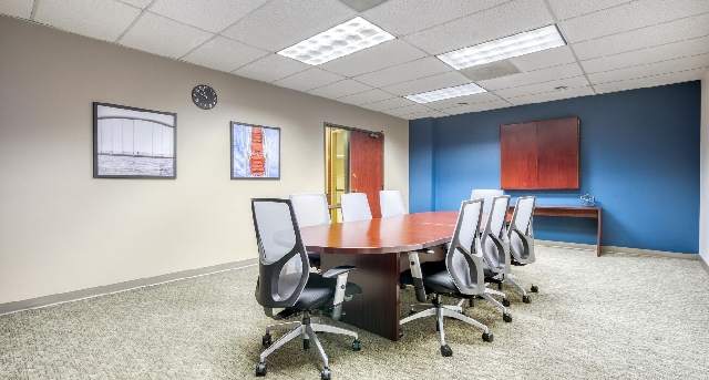 Sewa pejabat 10121 SE Sunnyside Road, Suite 300_4-1