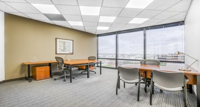 Rent office 101 East Park Boulevard_5-1