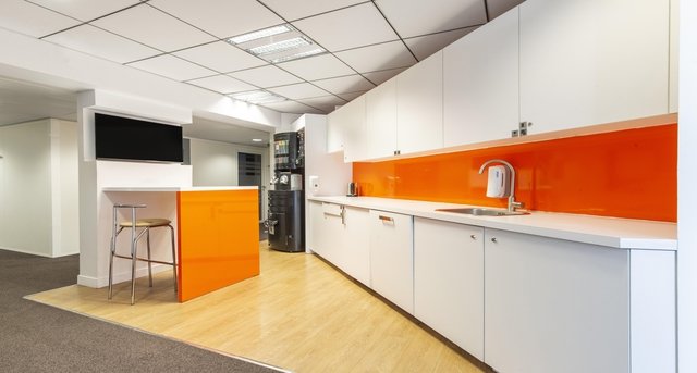 Rent office 105 Rue Anatole France_4-1