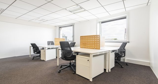 Rent office 105 Rue Anatole France_5-1