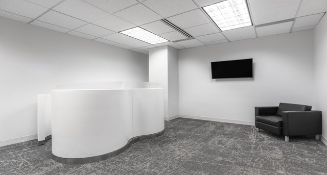 111 Westport Plaza Drive_1 임대 사무실-1