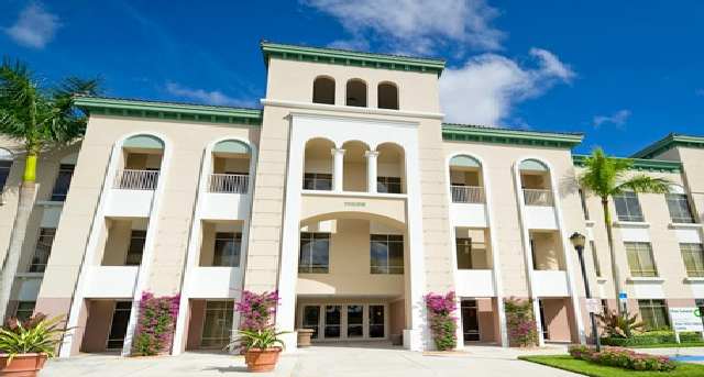Cнять офис 11555 Heron Bay Blvd, Suite 200_9-1