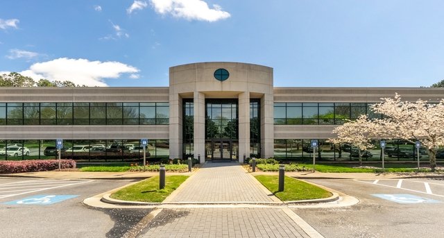 Rent office 11555 Medlock Bridge_6-1