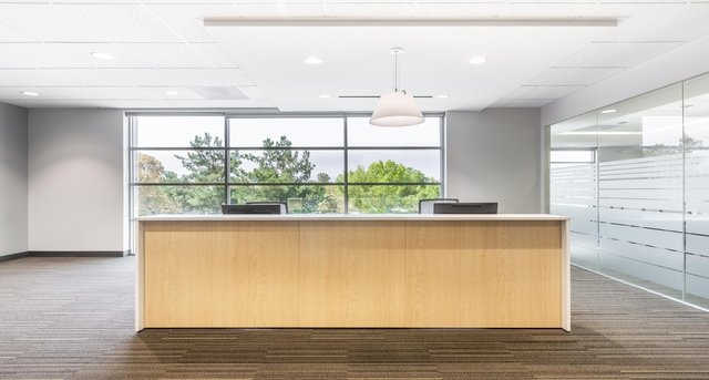 Cнять офис 11801 Pierce Street_2-1