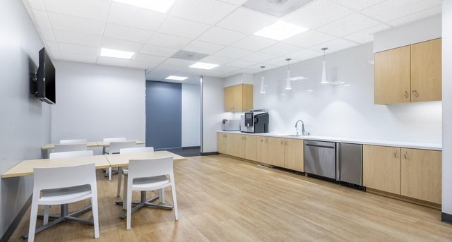 Cнять офис 11801 Pierce Street_4-1