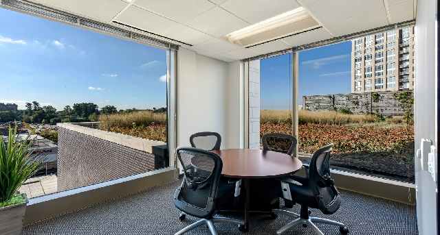 Rent office 11810 Grand Park Avenue_4-1
