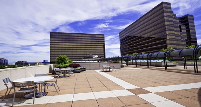 Northpark Town Center, 1200 Abernathy Road, Northpark Town Center, Suite 1700, Atlanta, GA 30328 — office space for rent, photo 1
