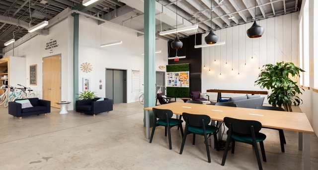 Rent office 121 North Washington Avenue_1-1