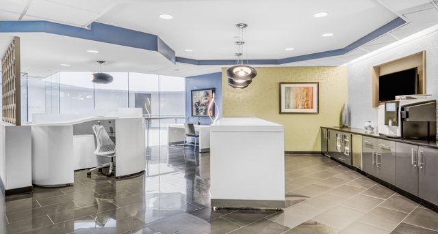 Cнять офис 125 Cambridge Park Drive_4-1