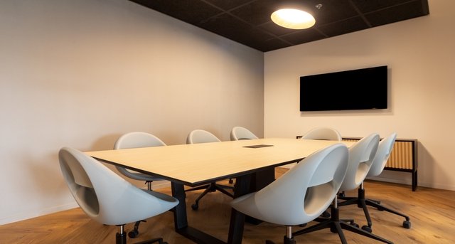 Rent office 12 Ofek Street_9-1