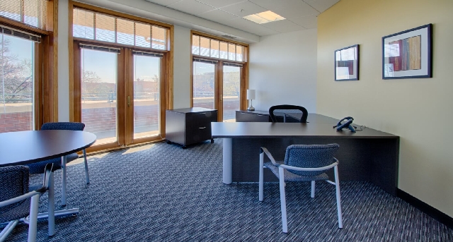 Sewa pejabat 1434 Spruce Street, Suite 100_2-1