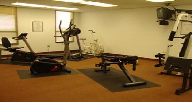 Rent office 1444 N. Farnsworth Avenue, Aurora, Il_7-1