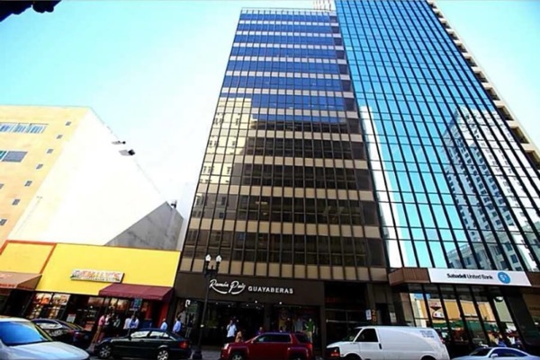 West Flagler Street 28, West Flagler Street 28, Miami, FL 33130 — office space for rent, photo 1