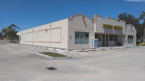 Northeast 125th Street 401, Northeast 125th Street 401, Miami, FL 33161 — office space for rent, photo 3