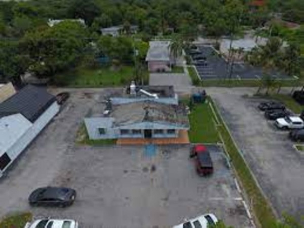 Northeast 125th Street 975, Northeast 125th Street 975, Miami, FL 33161 — office space for rent, photo 7