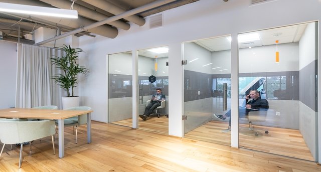 145 South Fairfax Avenue, 145 South Fairfax Avenue, Los Angeles, CA 90036 — office space for rent, photo 8
