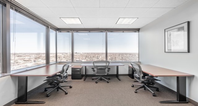 Sewa pejabat 1600 Corporate Center_3-1