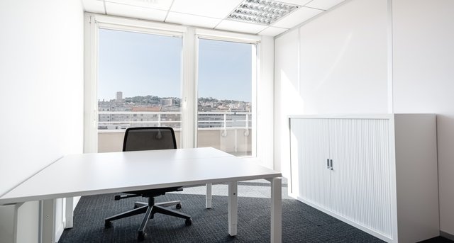 Rent office 165 avenue du Prado_5-1