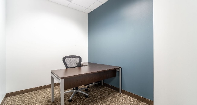 Sewa pejabat 16701 Melford Plaza I, Suite 400_7-1