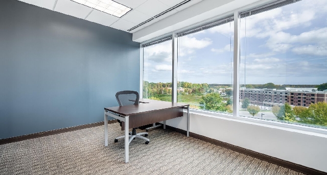 Rent office 16701 Melford Plaza I, Suite 400_9-1