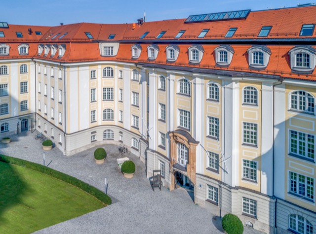 Hopfenstraße 8, Hopfenstraße 8, Alte Hopfenpost, Munich 80335 — office space for rent, photo 1