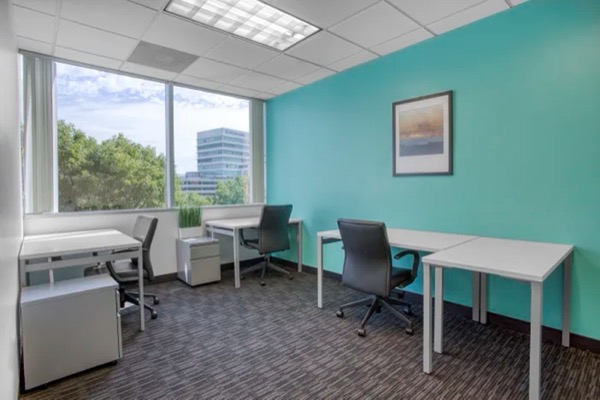 20801 Biscayne Boulevard, 20801 Biscayne Boulevard, Miami, FL 33180 — office space for rent, photo 1