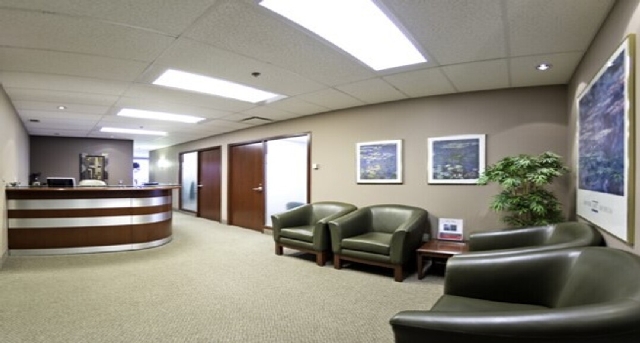 مكتب للايجار1816 Crowchild Trail NW, Suite 700_1-1
