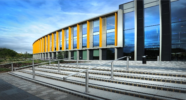 184 Cambridge Science Park, Milton Road, 184 Cambridge Science Park, Milton Road, Cambridge CB4 0GA — office space for rent, photo 1