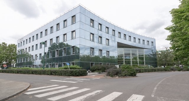 Rent office 18 Place des Nympheas_8-1