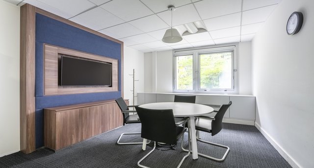 Rent office 191 Avenue Charles de Gaulle_5-1
