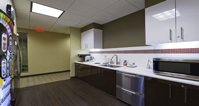 Cнять офис 1 Meadowlands Plaza, Suite 200_5-1