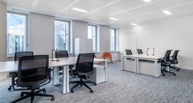Rent office 1 esplanade Myriam Makeba_6-1