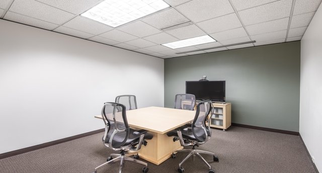 Rent office 2000 Town Center_5-1